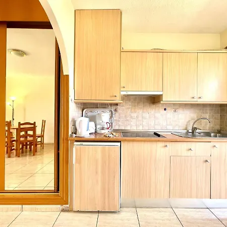 Apartment With Pool, Freewifi, By The Sea In Costa Del Silencio, Tenerife South